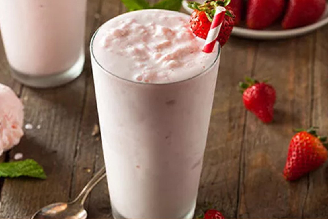 Çilekli Milkshake
