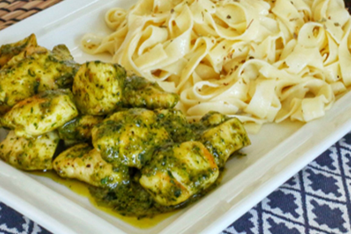 Pesto Soslu Tavuk